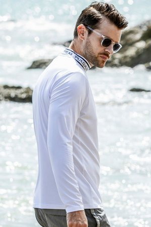 画像4: 【 30%OFF セール8,800円→6,160円】 1piu1uguale3 RELAX ウノピゥウノウグァーレトレ リラックス ネックロゴ長袖ラッシュガード{-BES}