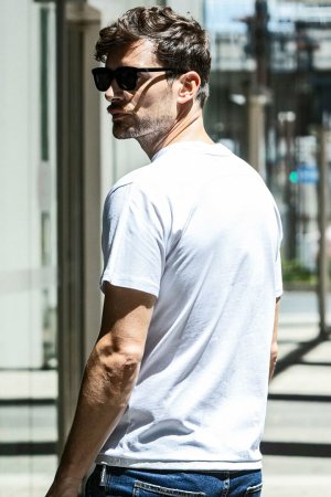 画像2: 【 20%OFF セール｜7,920円→6,336円】 1piu1uguale3 RELAX ウノピゥウノウグァーレトレ リラックス ヘムロゴ半袖Tシャツ{-BES}