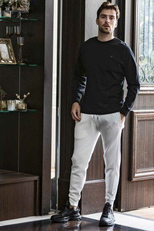 画像6: 【 30%OFF セール8,910円→6,237円】 1piu1uguale3 RELAX ウノピゥウノウグァーレトレ リラックス ヘム刺繍ロゴロングTシャツ{-BES}