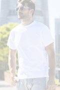 1piu1uguale3 RELAX ウノピゥウノウグァーレトレ リラックス テープロゴ半袖Tシャツ{-BES}
