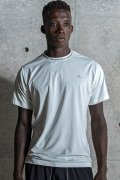 1piu1uguale3 RELAX ウノピゥウノウグァーレトレ リラックス RUNNING COLLAR LOGO T-SHIRT{-BFS}