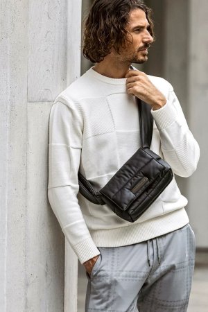 画像6: 1piu1uguale3 RELAX ウノピゥウノウグァーレトレ リラックス シルバーロゴプレートパデッドミニショルダーバッグ{-BEA}