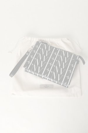 画像5:   Valentino ヴァレンティノ VLTN TIMESポーチ {UY0P0P09GTC-0NI-BJA}  :UY0P0P09GTC0NI-F 