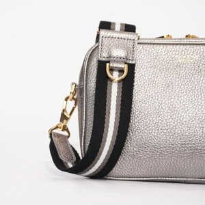 画像6:  ★先行予約商品★  VIOLAd'ORO ヴィオラドーロ SHIMMER メタリックレザーカメラバッグ{-BFS}