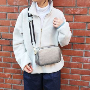 画像8:  ★先行予約商品★  VIOLAd'ORO ヴィオラドーロ SHIMMER メタリックレザーカメラバッグ{-BFS}