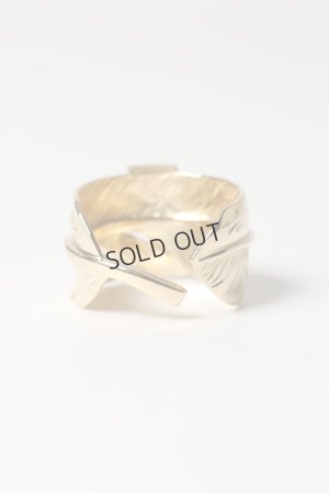 画像2: {SOLD}Taro Washimi タロウ ワシミ 鷲見太郎 18K L arabesque flight feather ring/18K Thunder Opal {-BES}{E-48}