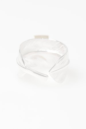 画像4:   Taro Washimi タロウ ワシミ 鷲見太郎 L arabesque flight feather 01 ring {-BFS}  :WT20260407-51-19 