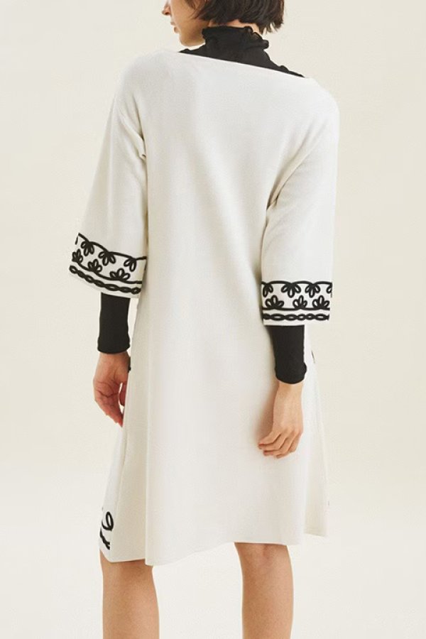 画像3: 【 40%OFF セール46,200円→27,720円】 グレースコンチネンタル|GRACE CONTINENTAL コード刺繍ニットワンピース{-BCS} (3)