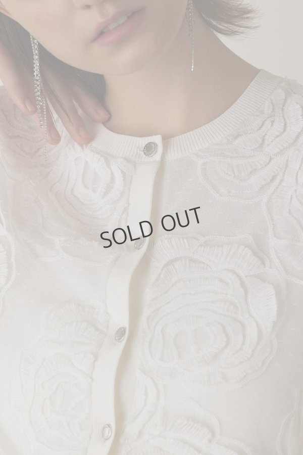 画像2: {SOLD}グレースコンチネンタル｜GRACE CONTINENTAL  ローズ刺繍ニットカーディガン{-BES} (2)