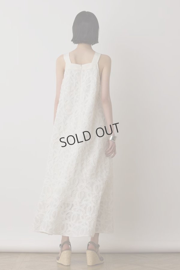 画像3: {SOLD}グレースコンチネンタル|GRACE CONTINENTAL  テープ刺繍メッシュワンピース{-BES} (3)