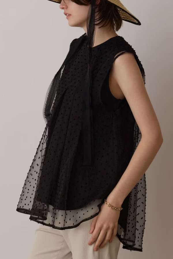 画像2: 【 40%OFF セール28,600円→17,160円】 グレースコンチネンタル|GRACE CONTINENTAL  シアージャガードカットトップ{-BES} (2)