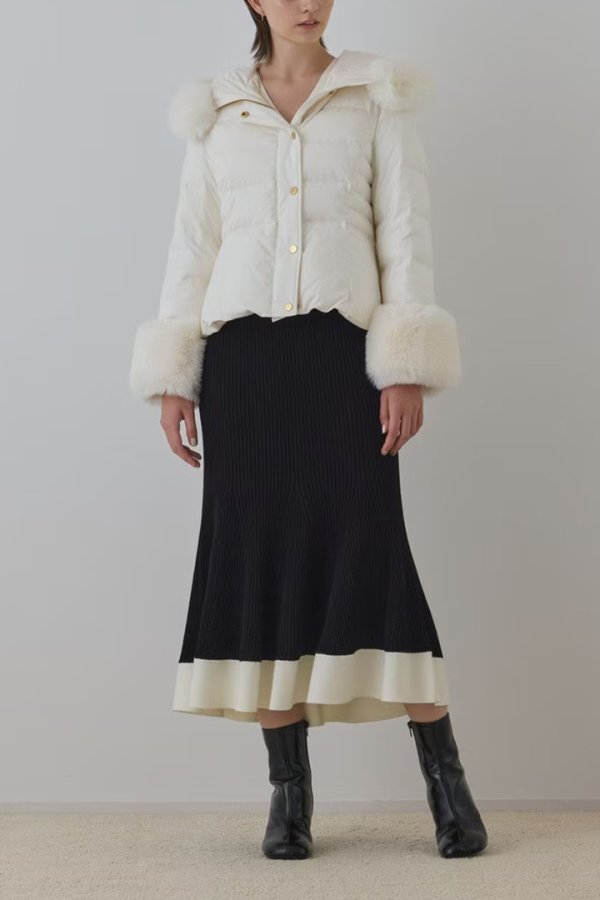 画像2: 【 10%OFF セール69,300円→62,370円】 グレースコンチネンタル｜GRACE CONTINENTAL  エコファーショートダウンジャケット{-BEA} (2)