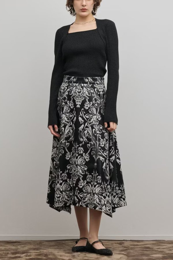 画像2: グレースコンチネンタル｜GRACE CONTINENTAL  オーナメントジャガードハンカチヘムスカート{-BFS} (2)