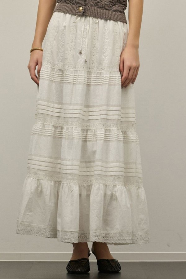 画像1: ★取り寄せリクエスト注文受付中★ グレースコンチネンタル｜GRACE CONTINENTAL  ピンタックティアードスカート{-BFS} (1)