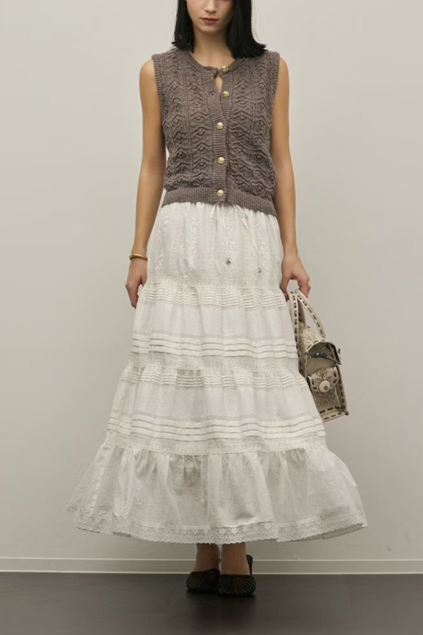 画像5: ★取り寄せリクエスト注文受付中★ グレースコンチネンタル｜GRACE CONTINENTAL  ピンタックティアードスカート{-BFS} (5)