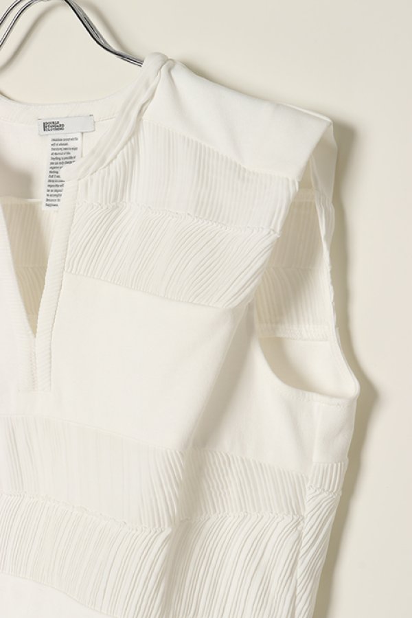 画像4: 【 20%OFF セール｜25,300円→20,240円】 DOUBLE STANDARD CLOTHING ダブルスタンダードクロージング DSC / シフォン＋ポンチ異素材トップス{-BBS} (4)