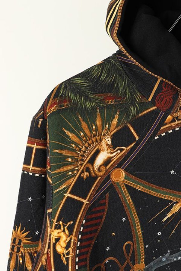 画像2: 【 30%OFF セール170,500円→119,350円】 BALMAIN バルマン BH2 C&S HOODIE SCARF PRINT{-BJA} (2)