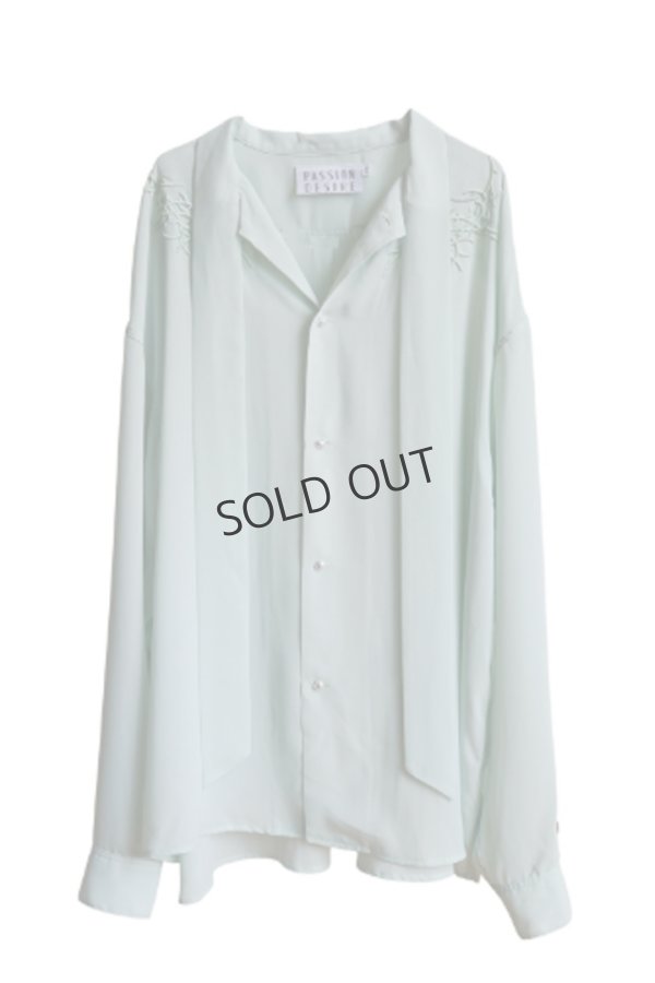 画像1: {SOLD}3D EMBROIDERED BOW TIE SHIRT{-BFS} (1)