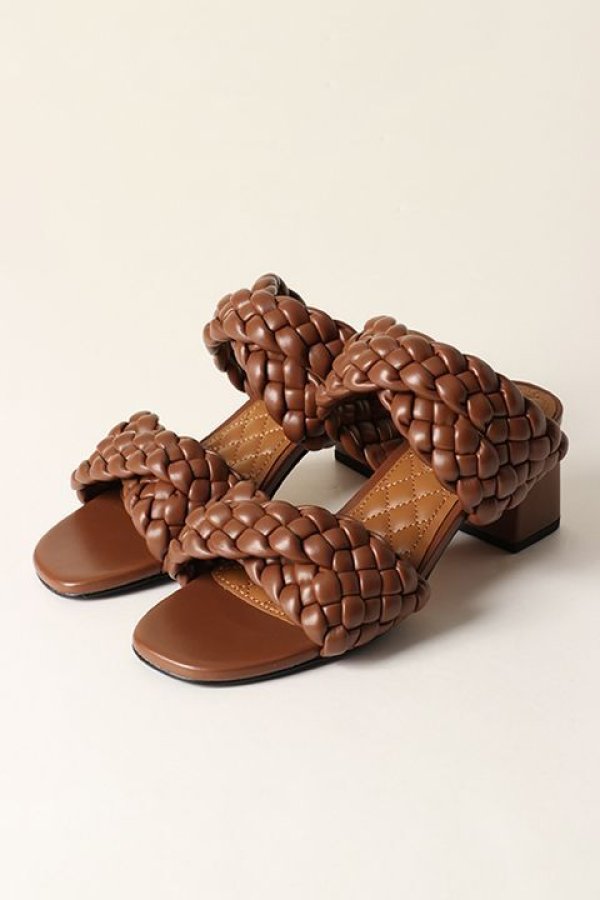 画像2: 【 40%OFF セール46,200円→27,720円】 DOUBLE STANDARD CLOTHING ダブルスタンダードクロージング 編み込みサンダル{-BCS} (2)