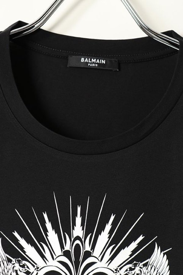 画像2: 【 30%OFF セール63,800円→44,660円】 BALMAIN バルマン BH2 T-SHIRTS BLAZON PRINT{11EF000G059-EAB-BAS} (2)