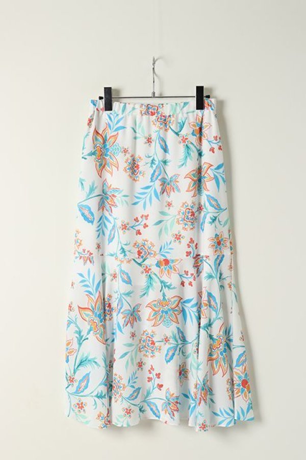 画像5: 【 40%OFF セール35,200円→21,120円】 グレースコンチネンタル|GRACE CONTINENTAL サラサペイントイレヘムスカート{0121221074-01WHT-BAS} (5)