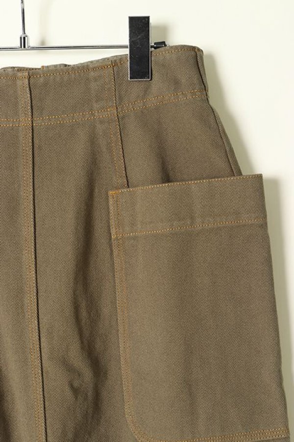 画像2: 【 40%OFF セール26,400円→15,840円】 グレースコンチネンタル|GRACE CONTINENTAL ヘムウェーブロングスカート{0121321102-19KHA-BAA} (2)