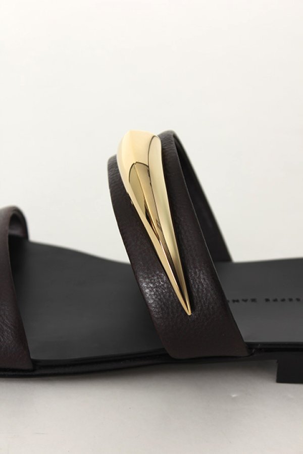 画像4: 【 30%OFF セール117,700円→82,390円】 GIUSEPPE ZANOTTI ジュゼッペザノッティ GZM FLAT SANDAL ZAK 10{81.0014JU010010-216-AHS} (4)