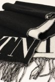 画像4: Valentino ヴァレンティノ VLTN ウール x カシミア マフラー{YER033PTX-BBA} (4)