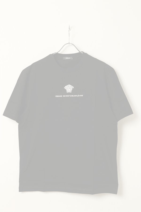 画像1:   VERSACE ヴェルサーチ 刺繍入り メドゥーサ ミラノ Tシャツ {1013302-1A11054_1B000-BDA}  :1A11054-1B000  (1)