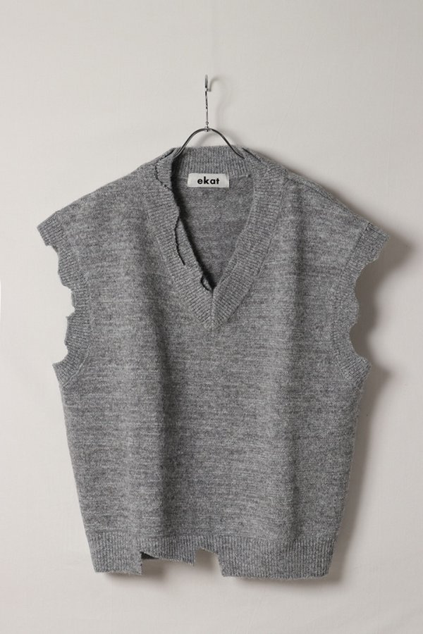 画像1: ekat エカット(UNISEX) DAMAGE LAYERED KNIT VEST{-BEA} (1)