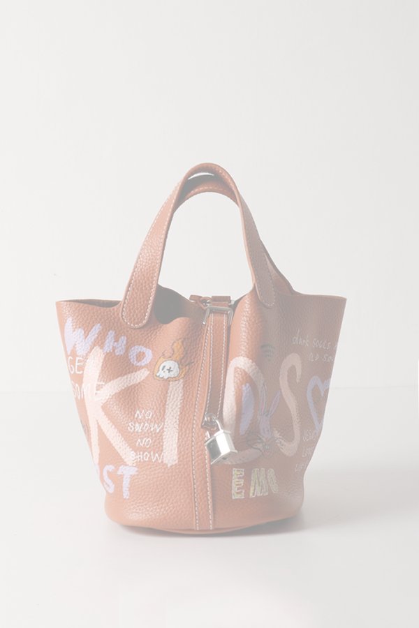 画像1:   guernika ゲルニカ Cube Bag / size S / Mocha mousse{E-}{GR-CB-3-BEA} (1)