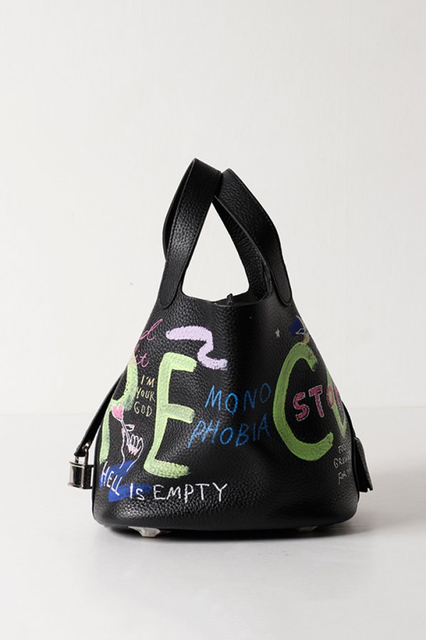 画像2: guernika ゲルニカ Cube Bag / size S / Black{E-}{GR-CB-3-BEA} (2)