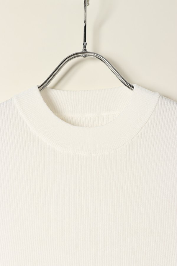 画像2: 【 40%OFF セール24,200円→14,520円】 グレースコンチネンタル|GRACE CONTINENTAL グレースクラス GRACE CLASS 細リブニットトップ{0222343132-01WHT-BBA} (2)