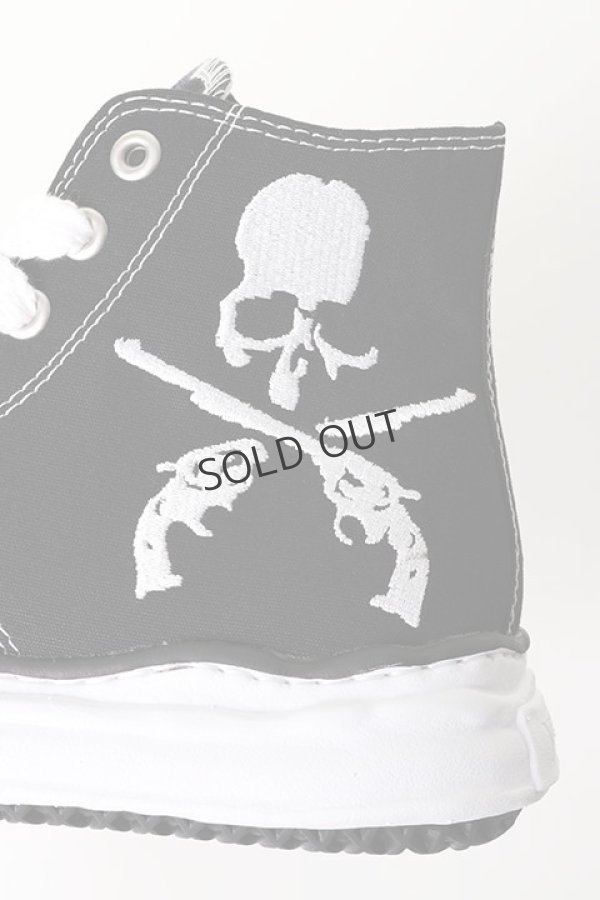 画像8: {SOLD}roarguns ロアーガンズ ×MASTERMIND WORLD(マスターマインドワールド)×MAISON MIHARA YASUHIRIO(メゾンミハラヤスヒロ) トリプルコラボ スニーカー{-BCS} (8)