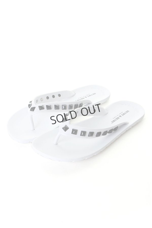 画像1: {SOLD}HENRY&HENRY｜ヘンリーアンドヘンリー FRIPPER PYRAMID スタッズビーチサンダル{-AIS} (1)