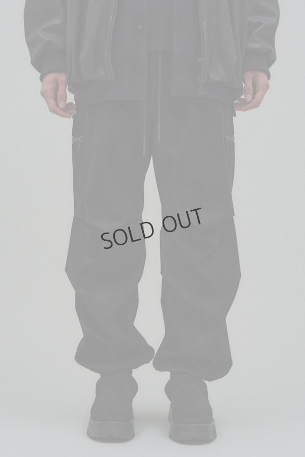 画像2: {SOLD}onegravity ワングラビティ フロッキー ニータックオーバーパンツ{52-234-07-090008-BEA} (2)