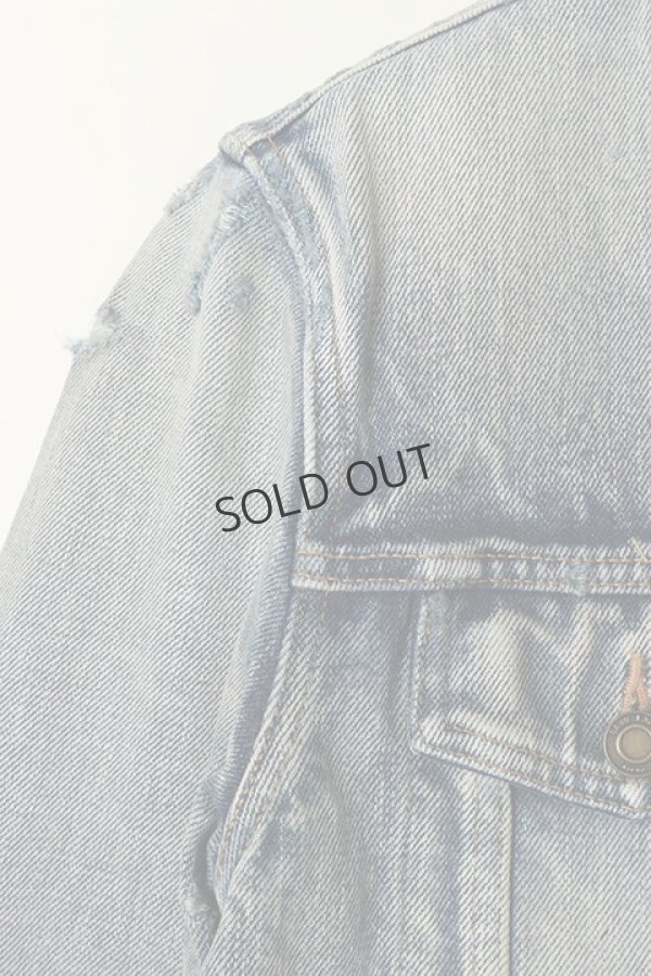 画像4: {SOLD}SAINT LAURENT PARIS サンローランパリ DESTROYED JACKET IN 70S BLUE TRASH DENIM{596908-YE957-4342-BJA} (4)