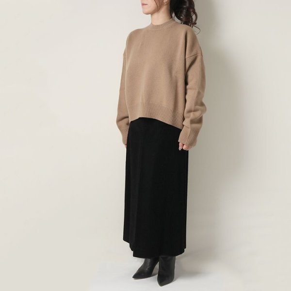 画像8: 【 40%OFF セール82,500円→49,500円】 BLAMINK ブラミンク コットンコーディロイボックスプリーツスカート{7924-230-0180-BLK-AIA} (8)