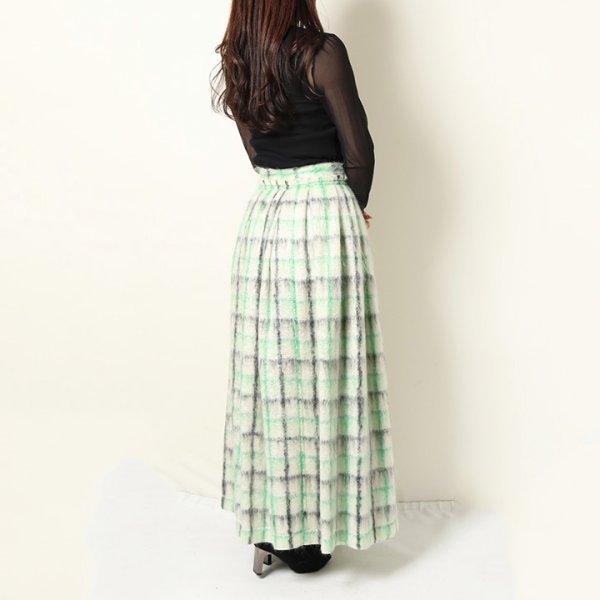 画像12: 【 40%OFF セール165,000円→99,000円】 BLAMINK ブラミンク モヘヤウールシャギーチェック ギャザースカート{7924-230-0168-OFF WHITE-AIA} (12)
