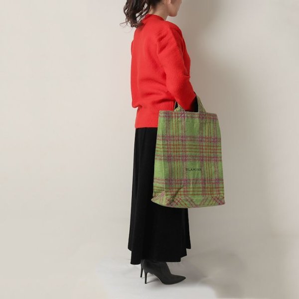 画像9: 【 40%OFF セール42,900円→25,740円】 BLAMINK ブラミンク アルパカウールチェックトートバッグ{7932-299-0090-OLV-BJA} (9)