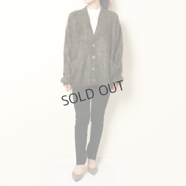 画像8: {SOLD}BLAMINK ブラミンク PRE 7GカシミヤファーVネックカーディガン{7915-299-0049-OLV-BBA} (8)