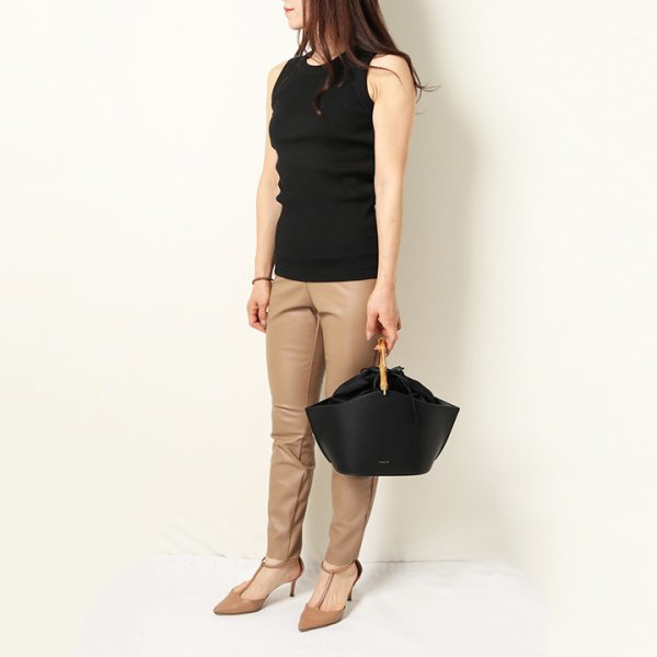 画像10: 【 20%OFF セール19,800円→15,840円】 BLAMINK ブラミンク コットンリブノースリーブカットソー{7917-299-0020-BLK-BAS} (10)