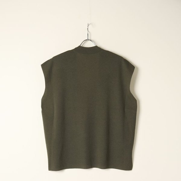 画像6: 【 40%OFF セール99,000円→59,400円】 BLAMINK ブラミンク カシミヤハイツイストVネックベスト{7918-230-0060-OLV-BAA} (6)