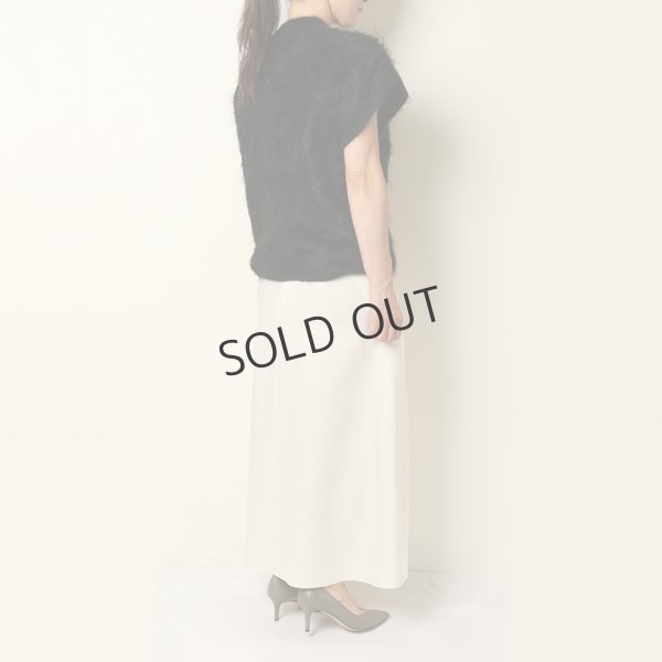 画像9: {SOLD}BLAMINK ブラミンク PRE 7Gカシミヤファーノースリーブニット{7918-299-0069-BLK-BBA} (9)