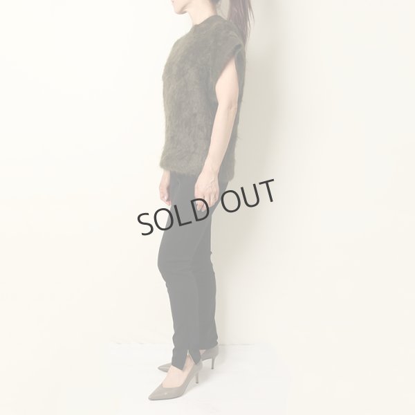 画像8: {SOLD}BLAMINK ブラミンク PRE 7Gカシミヤファーノースリーブニット{7918-299-0069-OLV-BBA} (8)