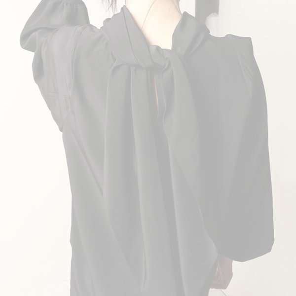 画像10:  {SOLD} BLAMINK ブラミンク PRE シルクスカーフロングスリーブブラウス{7921-230-0204-BLK-BBA} (10)