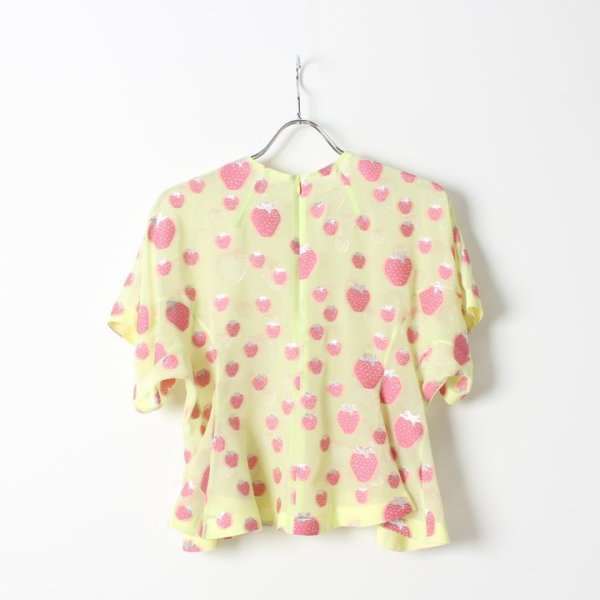 画像2: 【 40%OFF セール93,500円→56,100円】 BLAMINK ブラミンク シルクポリエステル ストロベリークルーネックブラウス{7921-299-0066-PNK-AIS} (2)