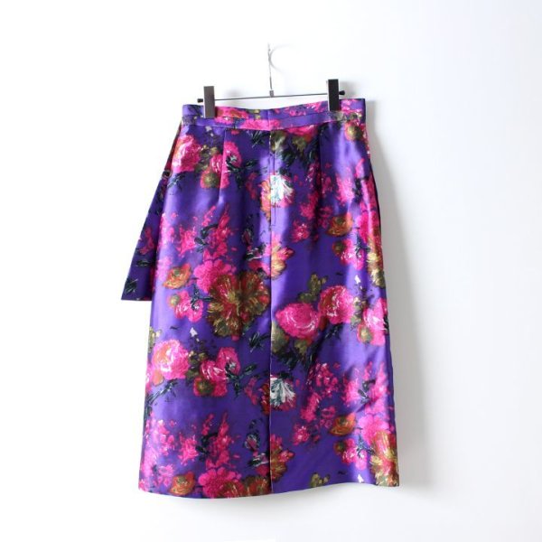 画像2: 【 40%OFF セール132,000円→79,200円】 BLAMINK ブラミンク シルク フラワープリント ラッフルスカート{-AHA} (2)