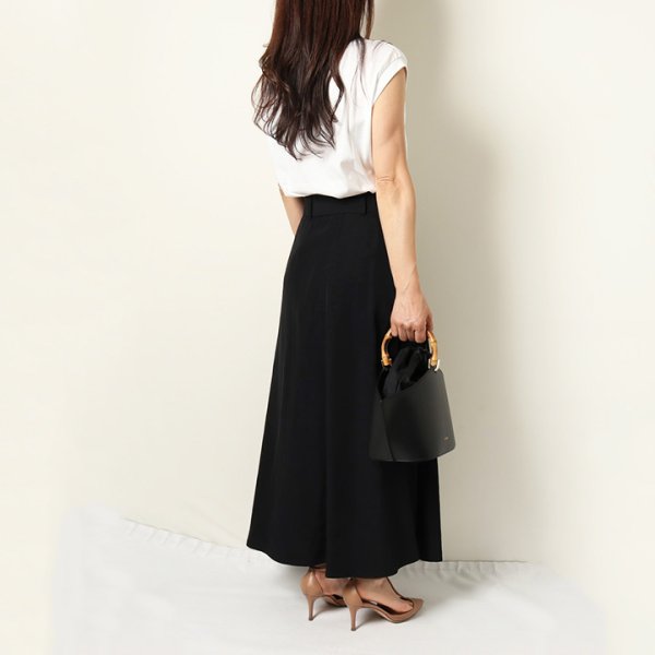 画像10: 【 40%OFF セール88,000円→52,800円】 BLAMINK ブラミンク レーヨンリネンサイドベルトフレアスカート{7924-299-0248-BLK-BAS} (10)