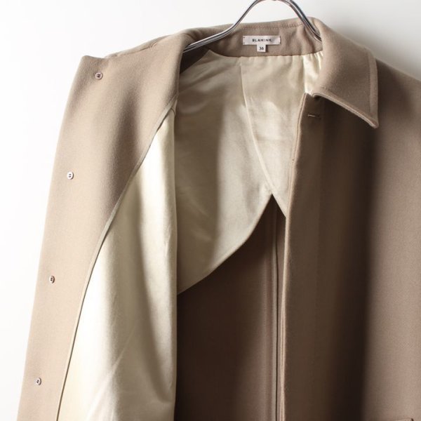 画像7: 【 40%OFF セール231,000円→138,600円】 BLAMINK ブラミンク ウールステンカラー ロングコート{7925-299-0158-BEIGE-AIA} (7)